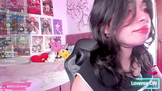 selina lovers  online show from April 28, 2026, 3:22 am