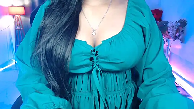 Rashiii  online show from April 28, 2026, 2:49 am