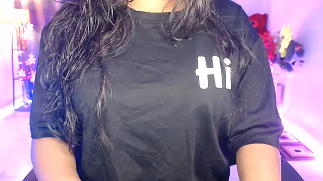 Snapshot of Rashiii_ chatting on July 21, 2026, 2:08 pm Rashiii online show from July 21, 2026, 2:08 pm