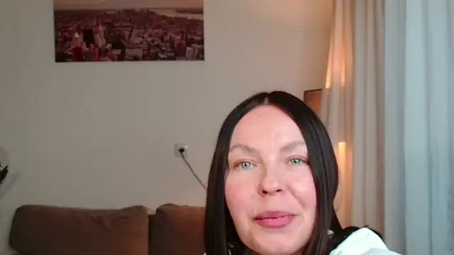 LittleNicolee online show from March 17, 2026, 3:26 pm