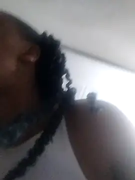 Snapshot of CaramelBoootie chatting on November 26, 2025, 5:03 pm CaramelBoootie online show from November 26, 2025, 5:03 pm