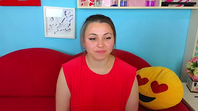 Snapshot of Soft_Lilly chatting on October 20, 2025, 6:03 am Soft Lilly online show from October 20, 2025, 6:03 am