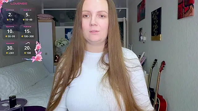 Snapshot of Amy__Leee_ chatting on October 20, 2025, 5:57 pm Amy Leee online show from October 20, 2025, 5:57 pm