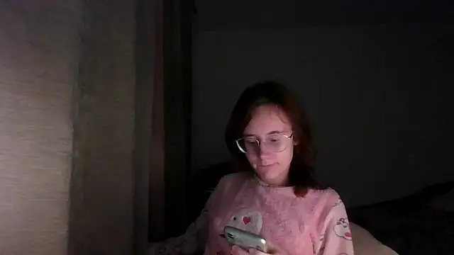 Snapshot of LuckySLove chatting on January 8, 2026, 7:38 pm LuckySLove online show from January 8, 2026, 7:38 pm