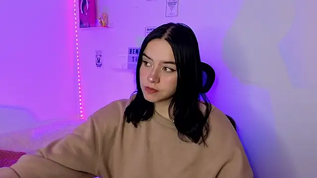 Emily Lindey online show from March 18, 2026, 8:50 am