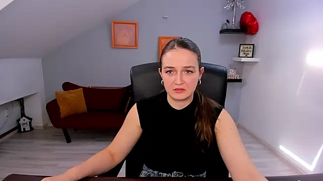 AnneWilsonn online show from March 2, 2026, 12:12 pm