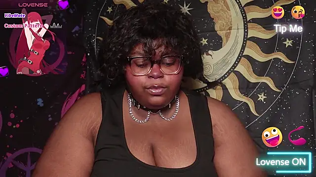 Snapshot of TheChubbySiren chatting on December 22, 2025, 2:41 am TheChubbySiren online show from December 22, 2025, 2:41 am