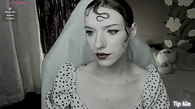 MeganNewCat online show from July 22, 2026, 7:27 pm