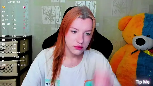 MeganNewCat online show from August 7, 2026, 6:48 am