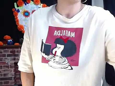 Snapshot of Lucyy_Naugthy chatting on November 14, 2025, 1:10 pm Lucyy Naugthy online show from November 14, 2025, 1:10 pm