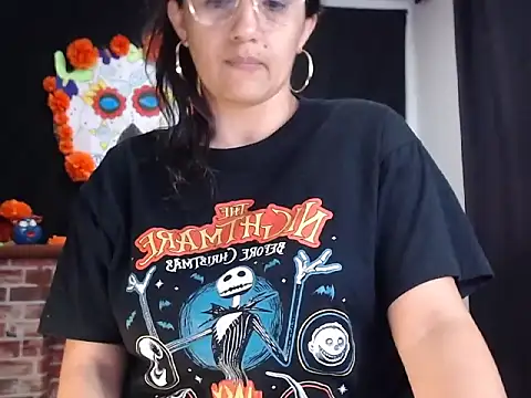 Snapshot of Lucyy_Naugthy chatting on November 16, 2025, 1:17 pm Lucyy Naugthy online show from November 16, 2025, 1:17 pm