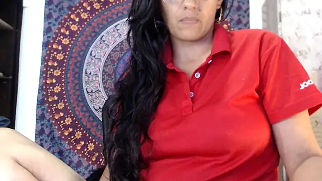 Lucyy Naugthy online show from February 3, 2026, 2:10 am