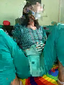 Snapshot of Night_Queen3 chatting on November 14, 2025, 8:35 am Night Queen3 online show from November 14, 2025, 8:35 am