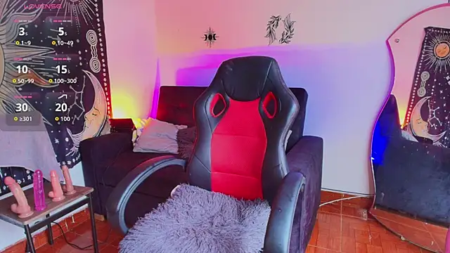 Snapshot of Cat__Moon__ chatting on July 14, 2026, 8:36 pm Cat Moon online show from July 14, 2026, 8:36 pm