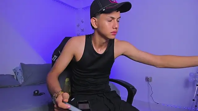 Axel Cody  online show from October 31, 2025, 11:33 am