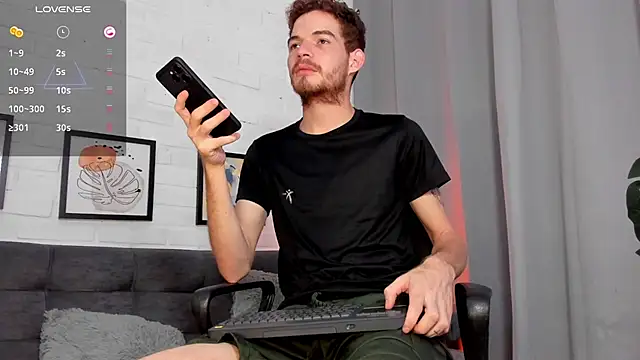 Snapshot of MATEO_HUNTER chatting on November 4, 2025, 3:38 am MATEO HUNTER online show from November 4, 2025, 3:38 am