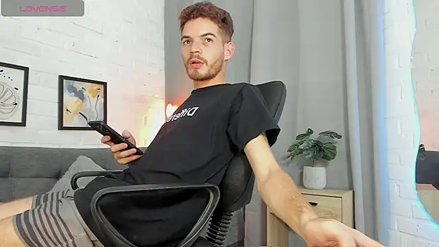 Snapshot of MATEO_HUNTER chatting on November 10, 2025, 3:16 am MATEO HUNTER online show from November 10, 2025, 3:16 am