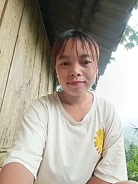 Snapshot of Nguyet2k4 chatting on June 5, 2026, 10:59 pm Nguyet2k4 online show from June 5, 2026, 10:59 pm
