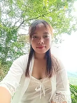 Snapshot of Nguyet2k4 chatting on June 8, 2026, 1:50 am Nguyet2k4 online show from June 8, 2026, 1:50 am