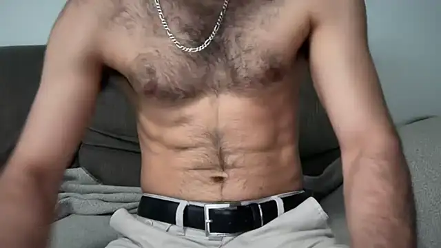 Snapshot of yournextguy chatting on June 12, 2026, 11:31 am yournextguy online show from June 12, 2026, 11:31 am