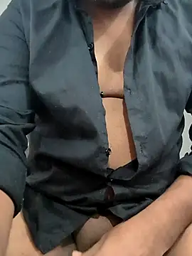 Snapshot of Akki19989 chatting on October 18, 2025, 8:09 pm Akki19989 online show from October 18, 2025, 8:09 pm