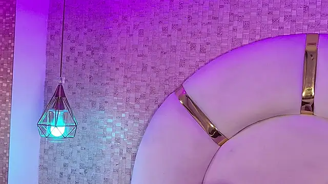 emmy rose25 online show from February 5, 2026, 11:48 am