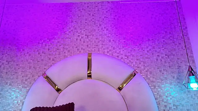 emmy rose25 online show from February 26, 2026, 11:42 am