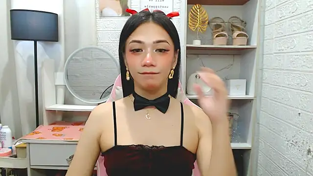 i am the best for u online show from October 14, 2025, 5:25 pm