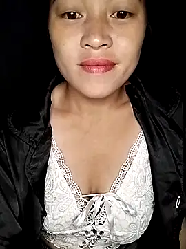 Snapshot of Hani-i chatting on October 24, 2025, 8:55 am Hani-i online show from October 24, 2025, 8:55 am