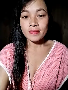 Snapshot of Hani-i chatting on November 15, 2025, 10:04 pm Hani-i online show from November 15, 2025, 10:04 pm