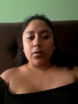 Snapshot of Techi0525 chatting on November 13, 2025, 4:28 pm Techi0525 online show from November 13, 2025, 4:28 pm