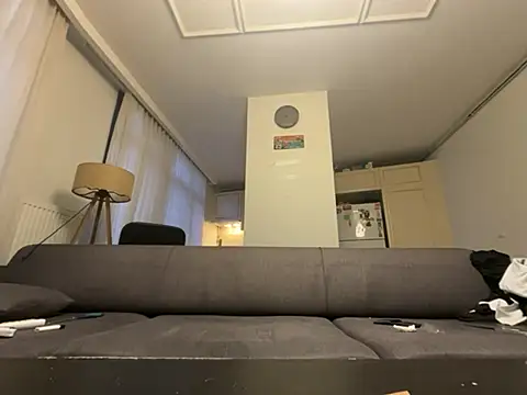 dicsucerboy77 online show from June 9, 2026, 2:23 am