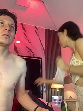 SsexCouplee online show from March 4, 2026, 11:27 am