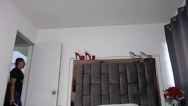 Snapshot of Salmma_Milf chatting on June 30, 2026, 11:44 am Salmma Milf online show from June 30, 2026, 11:44 am