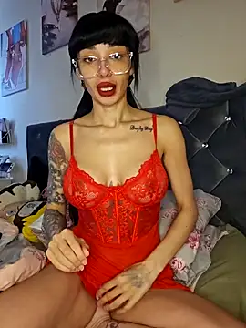 LucyMiax online show from March 16, 2026, 8:40 am