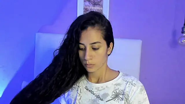 Snapshot of fernanda317 chatting on July 3, 2026, 5:30 pm fernanda317 online show from July 3, 2026, 5:30 pm