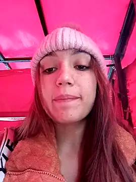 Snapshot of Arianaa_Toro chatting on October 29, 2025, 12:40 pm Arianaa Toro online show from October 29, 2025, 12:40 pm