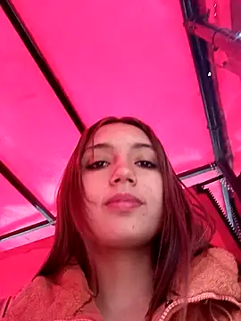 Snapshot of Arianaa_Toro chatting on October 30, 2025, 2:18 pm Arianaa Toro online show from October 30, 2025, 2:18 pm