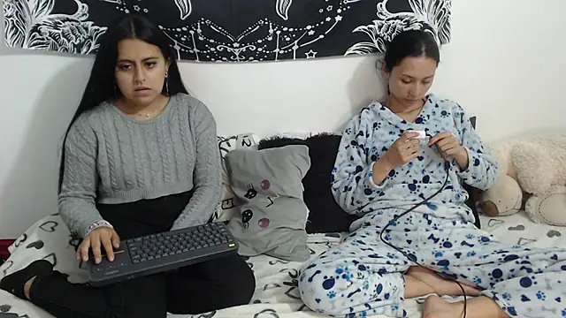 abby n emily online show from April 27, 2026, 3:21 pm