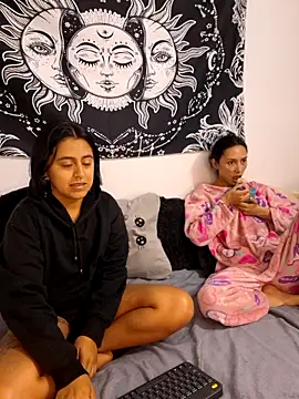 abby n emily online show from June 20, 2026, 1:25 pm