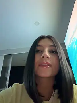 Rashel Frost  online show from November 22, 2025, 2:21 am