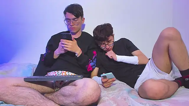 Snapshot of dani_angel_dark chatting on November 5, 2025, 1:38 am dani angel dark online show from November 5, 2025, 1:38 am