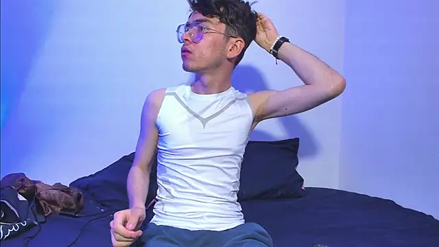 Snapshot of dani_angel_dark chatting on November 10, 2025, 12:09 am dani angel dark online show from November 10, 2025, 12:09 am