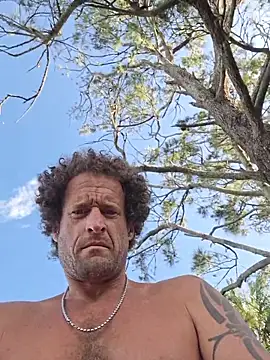 shainnfk online show from October 29, 2025, 2:08 pm