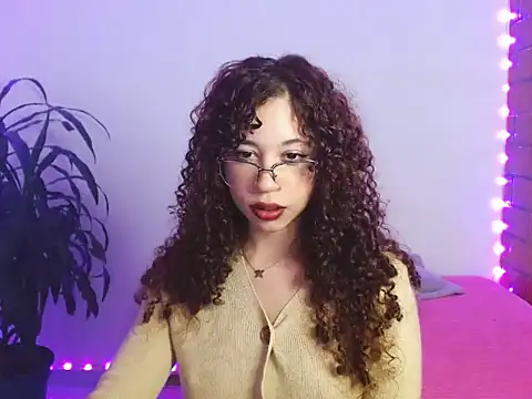 Medussa3033 online show from October 18, 2025, 10:54 pm