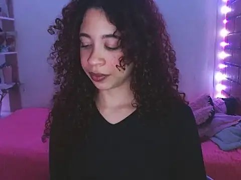 Medussa3033 online show from March 11, 2026, 6:19 am