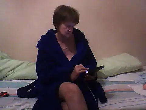 JesykaLove566 online show from May 8, 2026, 7:19 pm