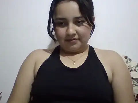 Snapshot of Luna_vera chatting on October 19, 2025, 3:51 am Luna vera online show from October 19, 2025, 3:51 am