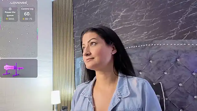 MarScarlett online show from December 22, 2025, 3:14 am