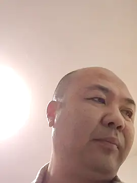 caige8888 online show from October 26, 2025, 12:33 pm